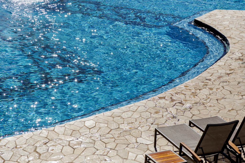 Pisciniste à Nantes - PSB TRADITION